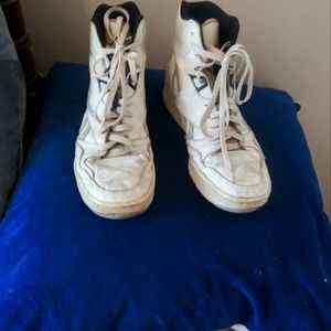 Men's Vintage White Reebok -High Top -Hexalite- Sir Jam- Size 10